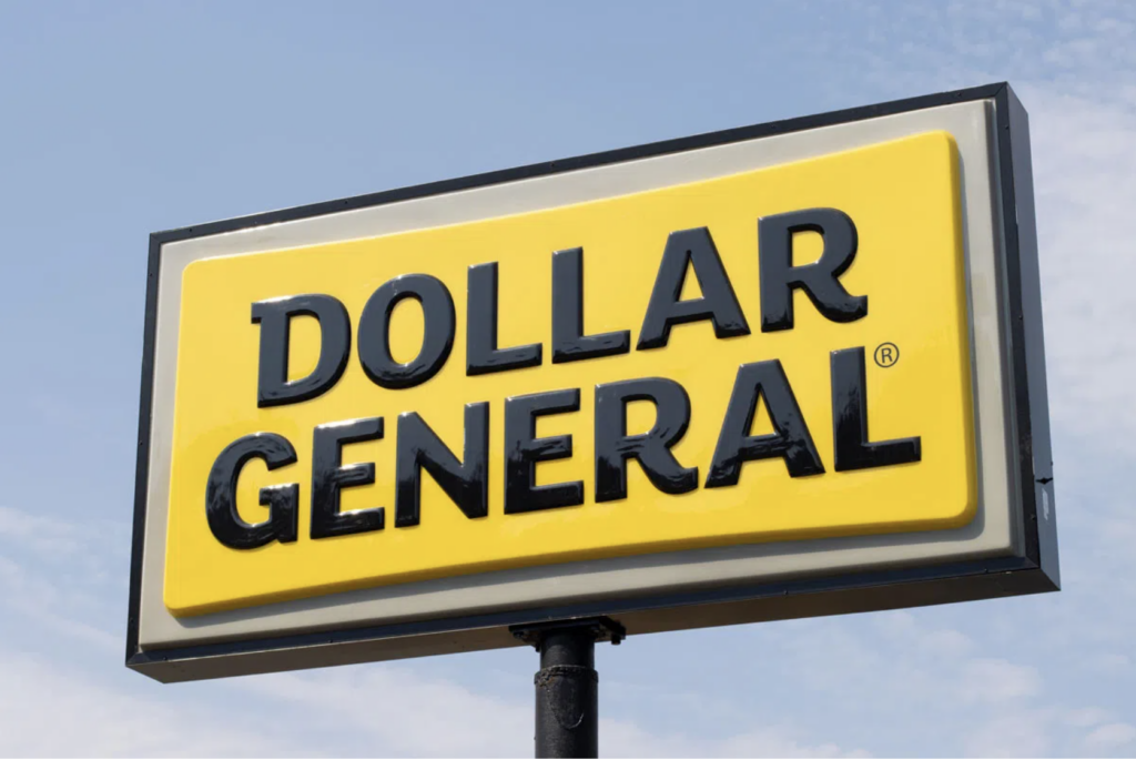 photo of Dollar General store street post sign